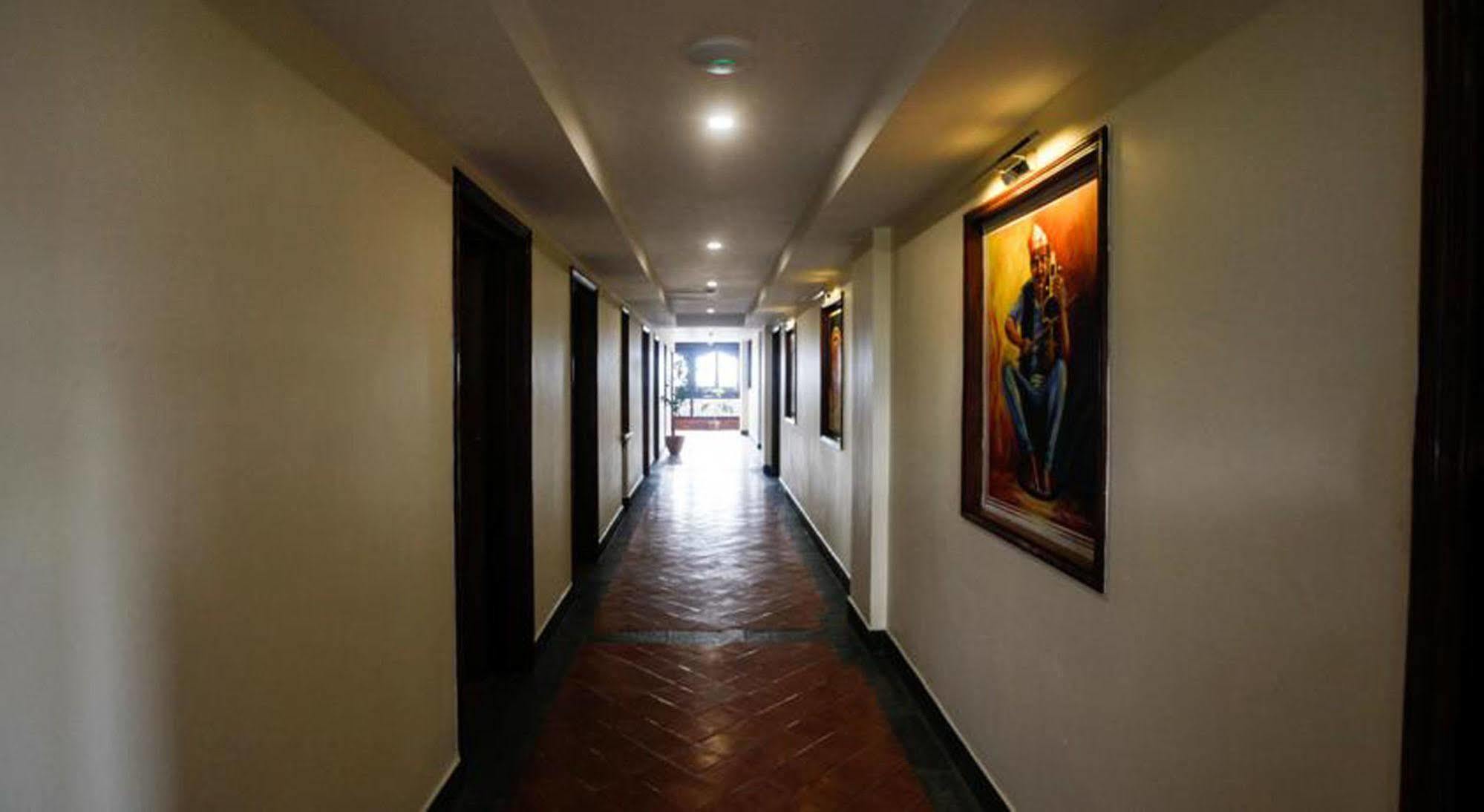 Traditional Comfort Boutique Hotel Kathmandu Exterior photo